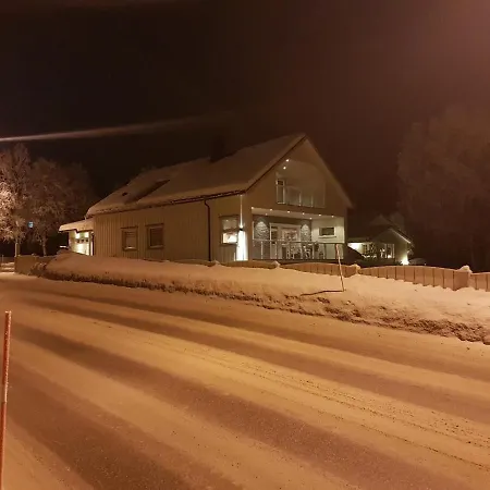 Falunveien 3 * Røros